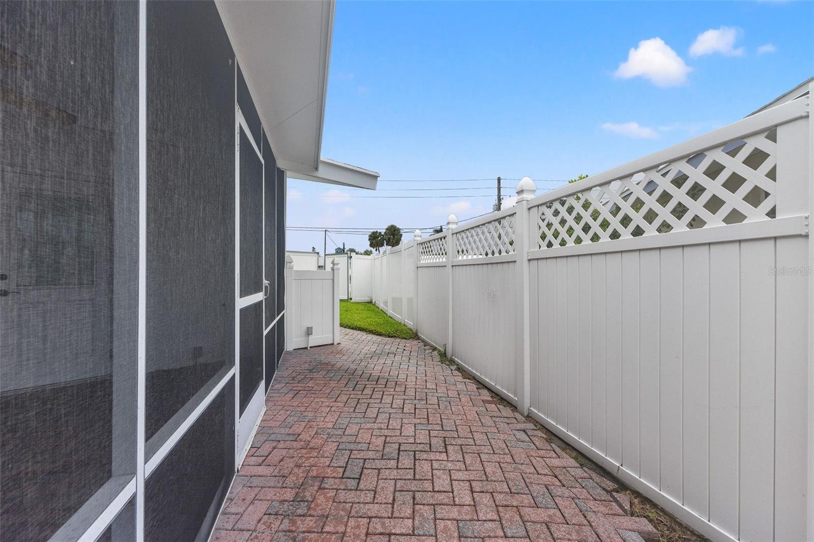 PATRICIAN POINT - Residential Lease