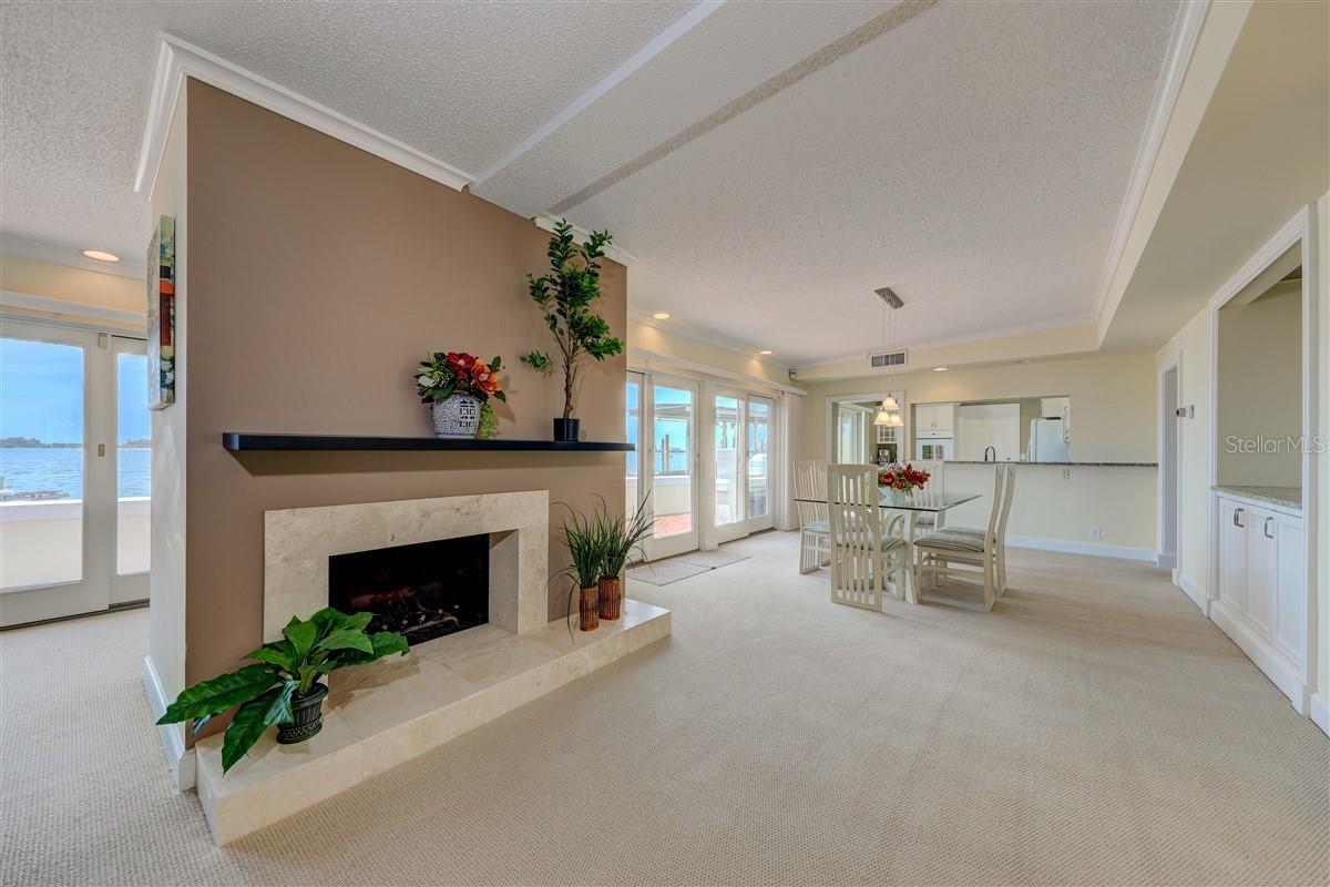 HARBOR OAKS - Residential