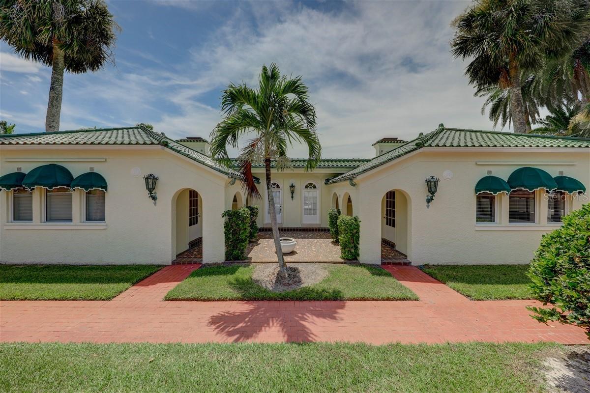 HARBOR OAKS - Residential