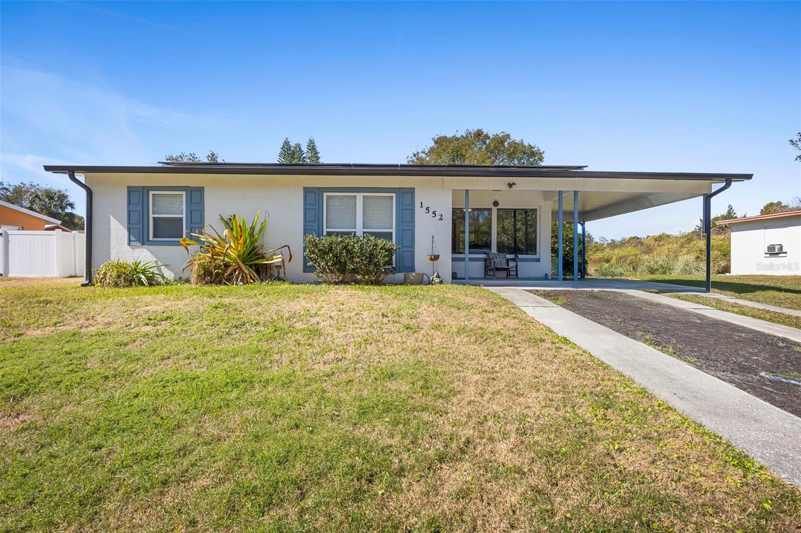1552 ZINNIA DRIVE