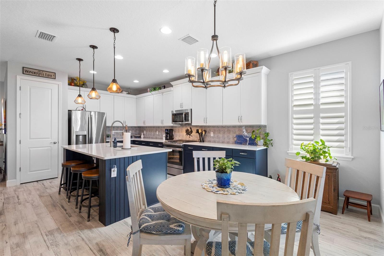 VICTORIA HILLS PHASE 6 - Residential