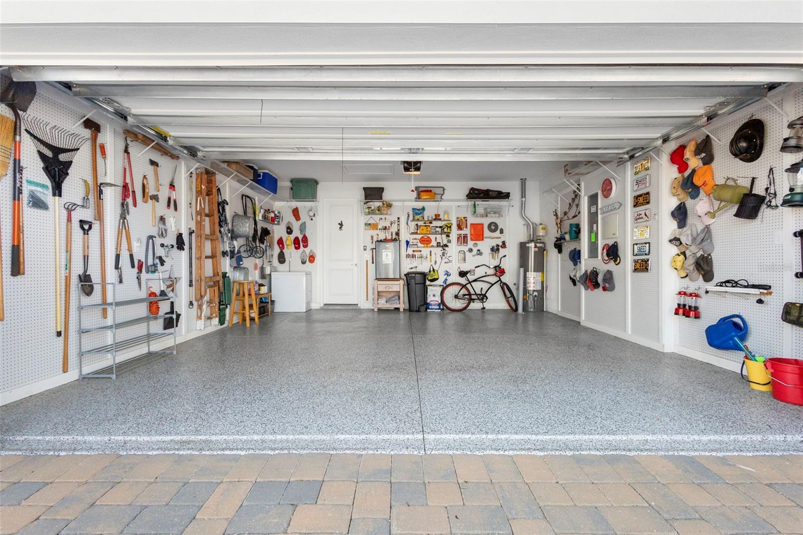 VICTORIA HILLS PHASE 6 - Residential