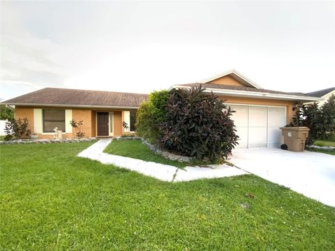 Photo of 521 Brighton Court, Kissimmee, FL 34758 (MLS # S5135408)