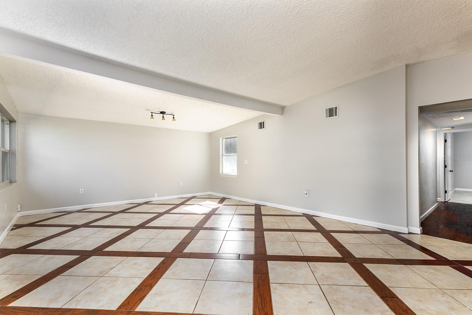 FERNWAY - Residential