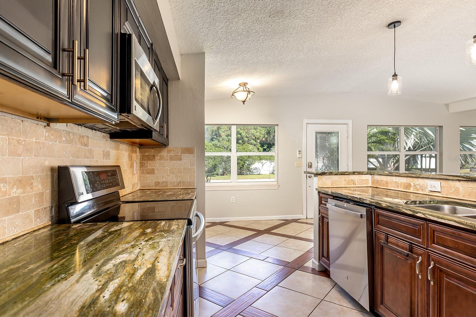 FERNWAY - Residential