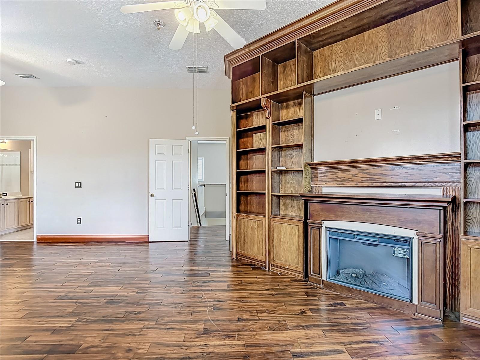 UNPLATTED - Residential