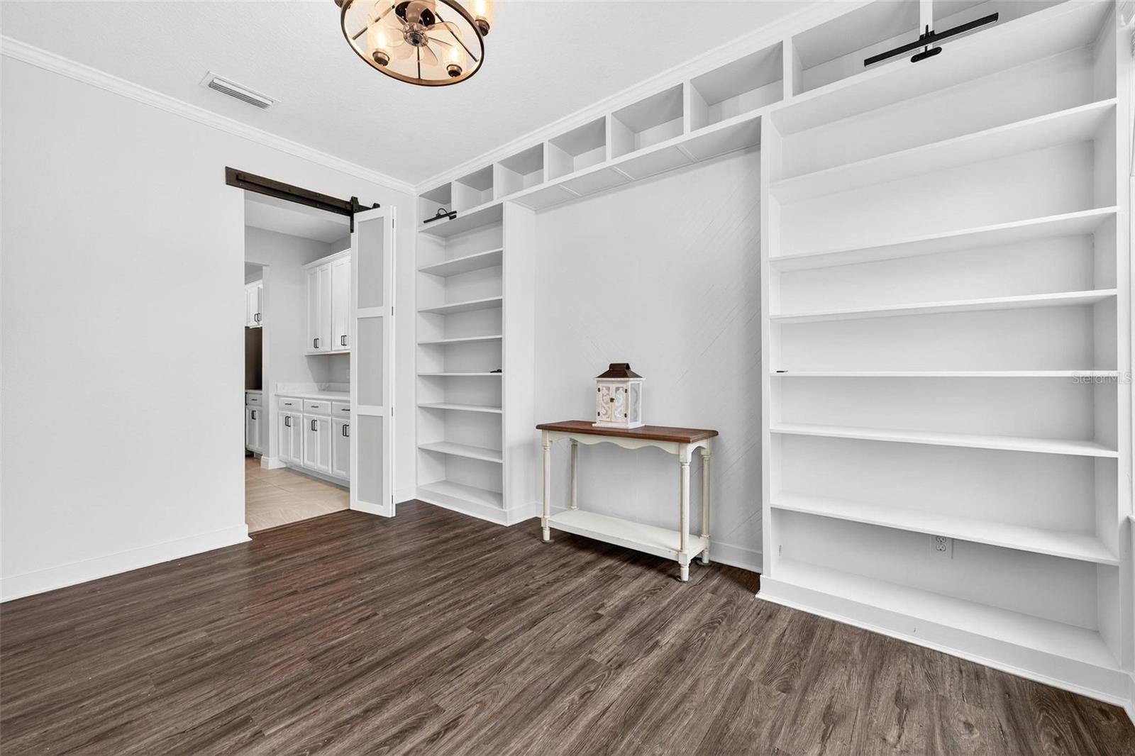 HANOVER LAKES PH 2 - Residential