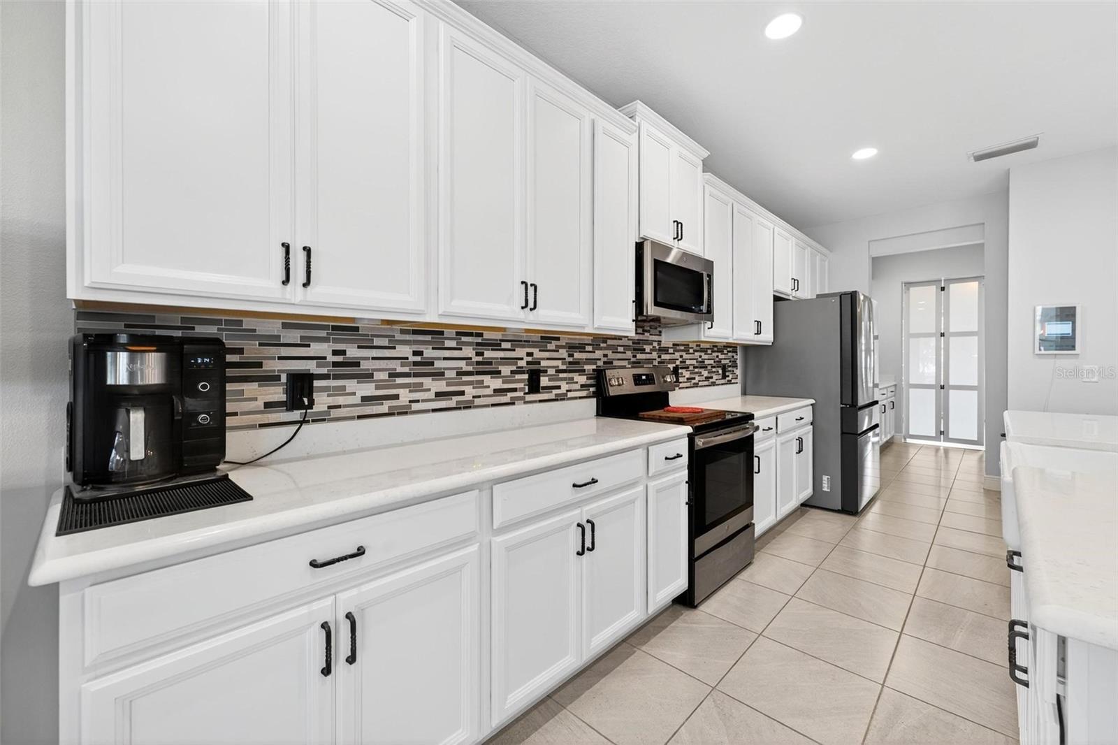 HANOVER LAKES PH 2 - Residential