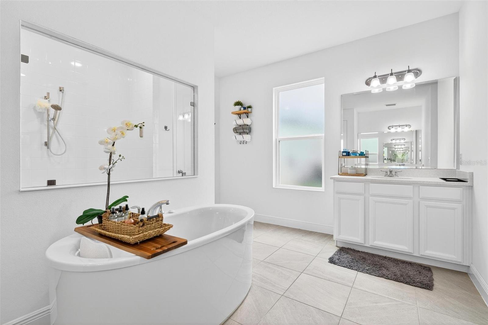 HANOVER LAKES PH 2 - Residential