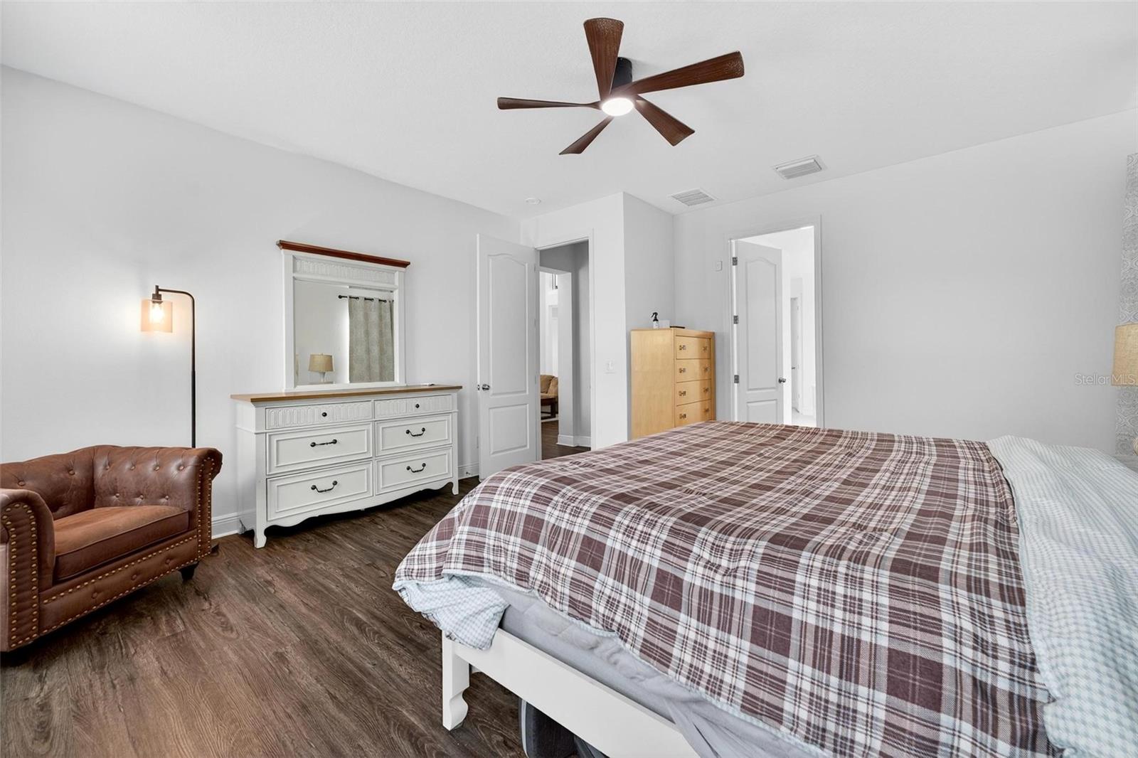 HANOVER LAKES PH 2 - Residential