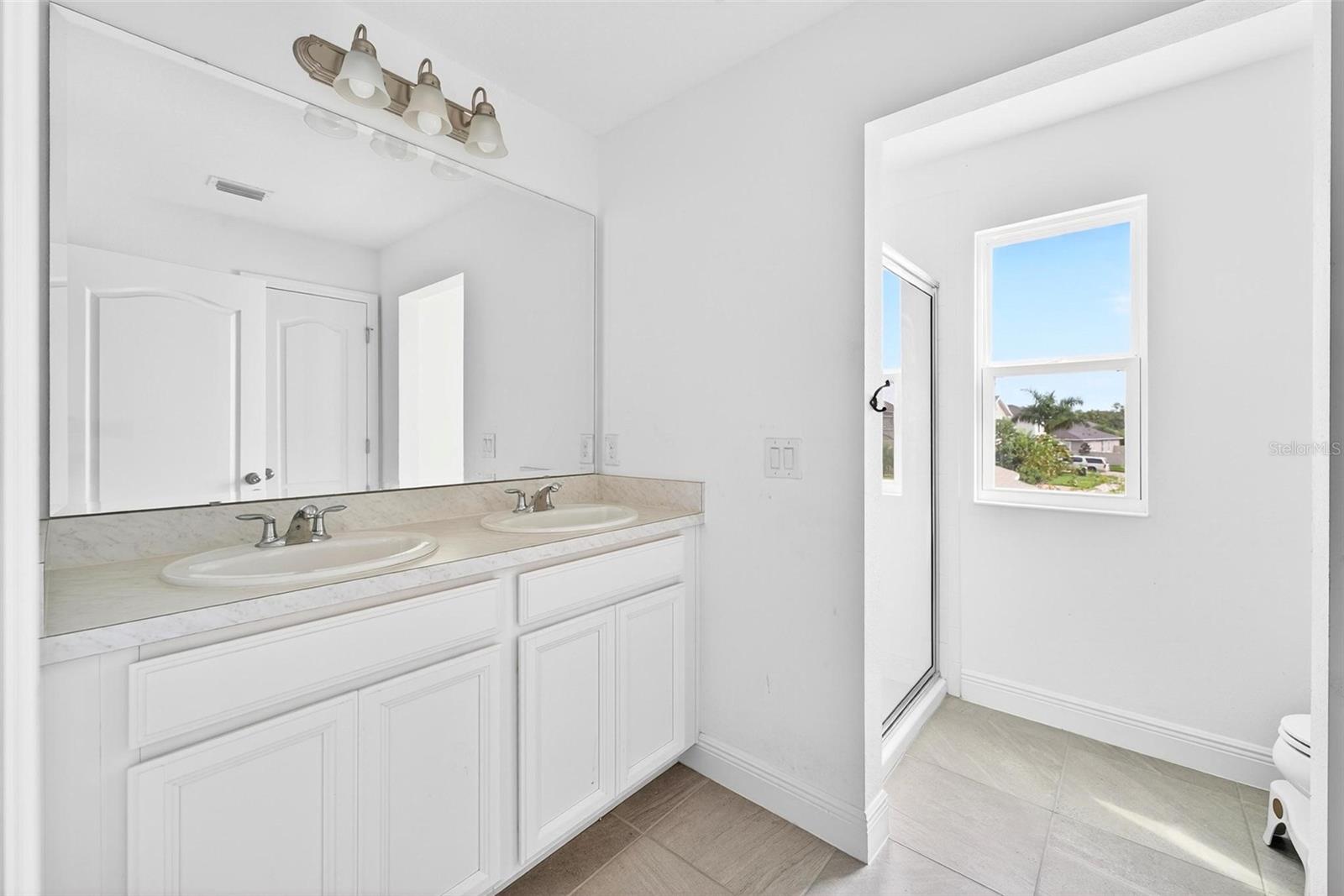 HANOVER LAKES PH 2 - Residential