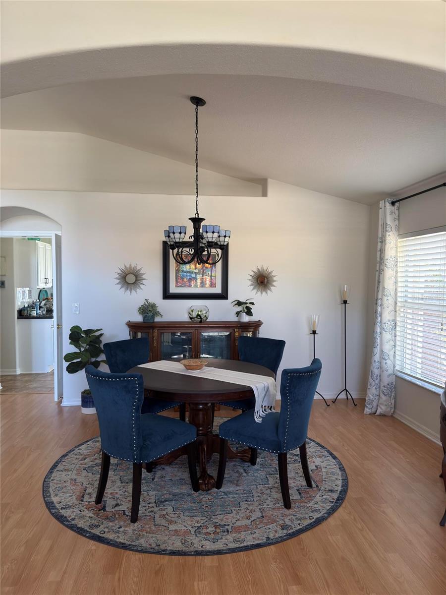 GROVES PH 02 - Residential