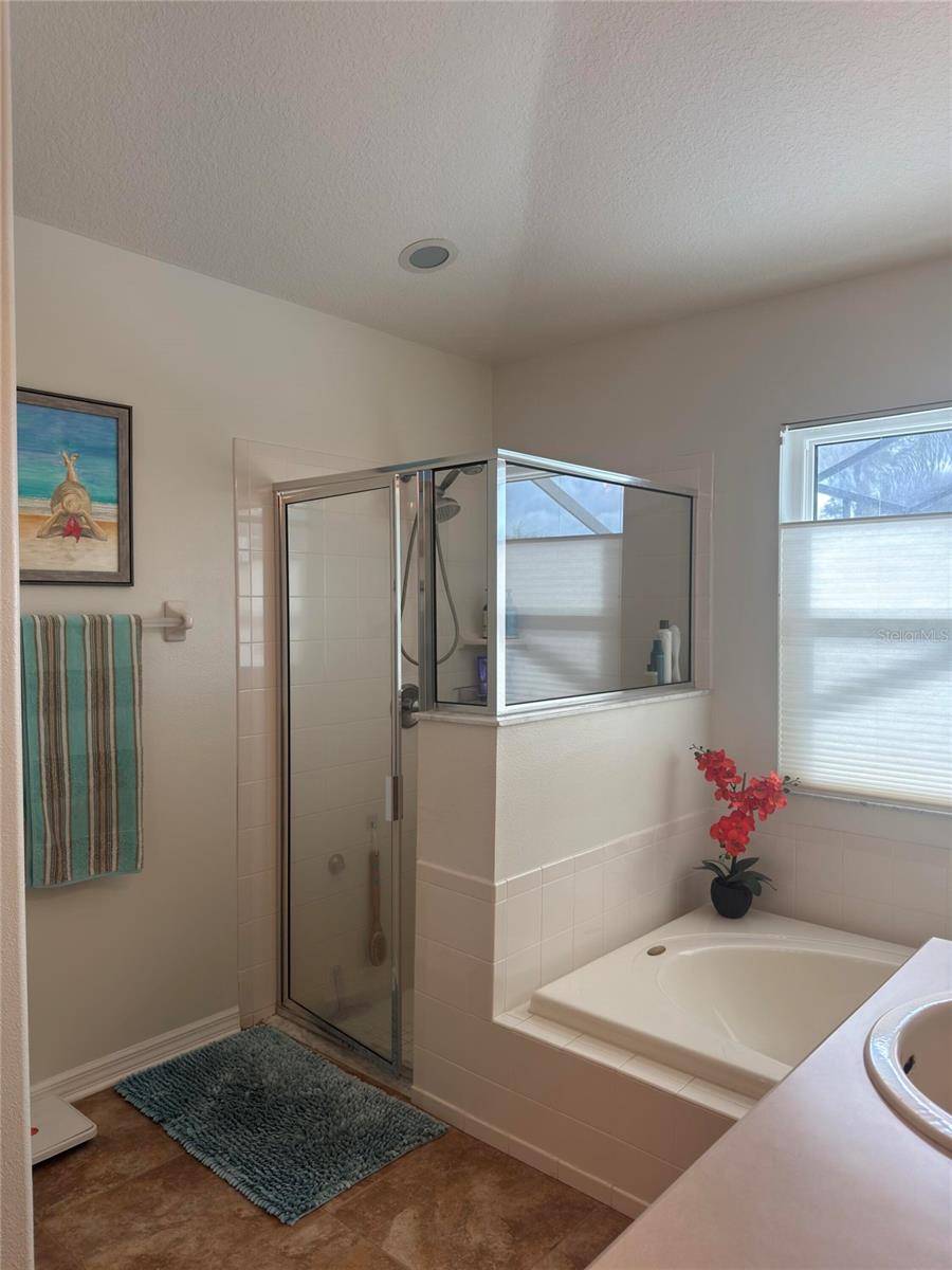 GROVES PH 02 - Residential