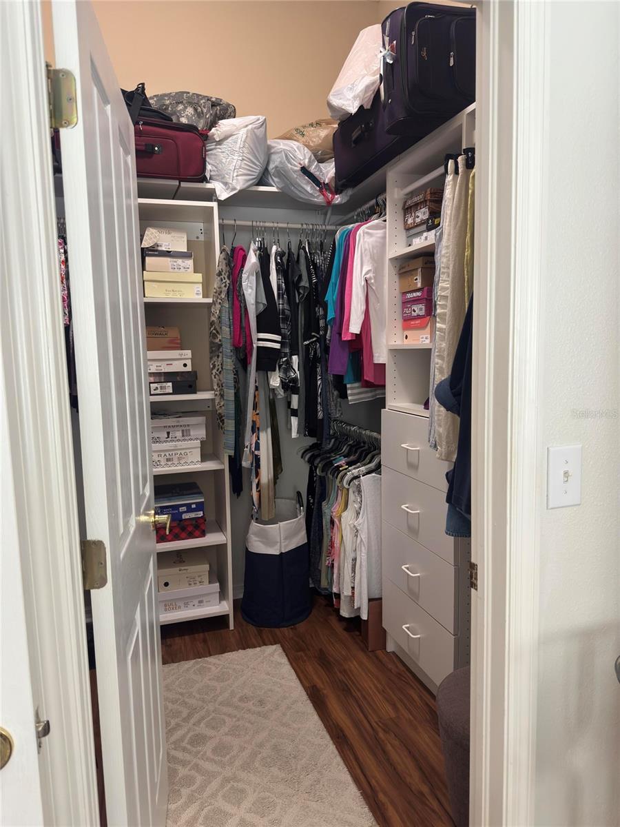 GROVES PH 02 - Residential