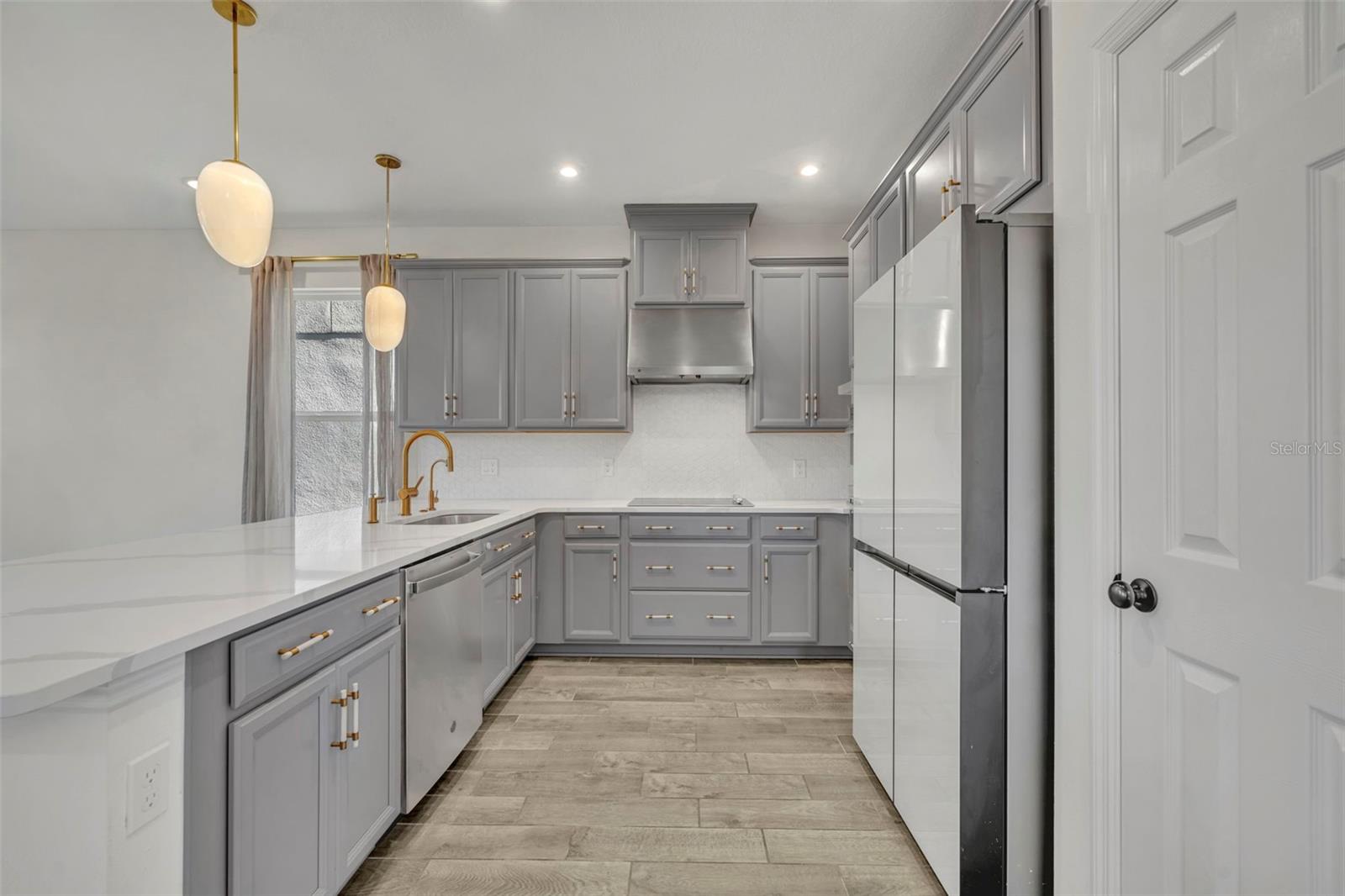 MEADOWS AT HAWKS CREST - Residential