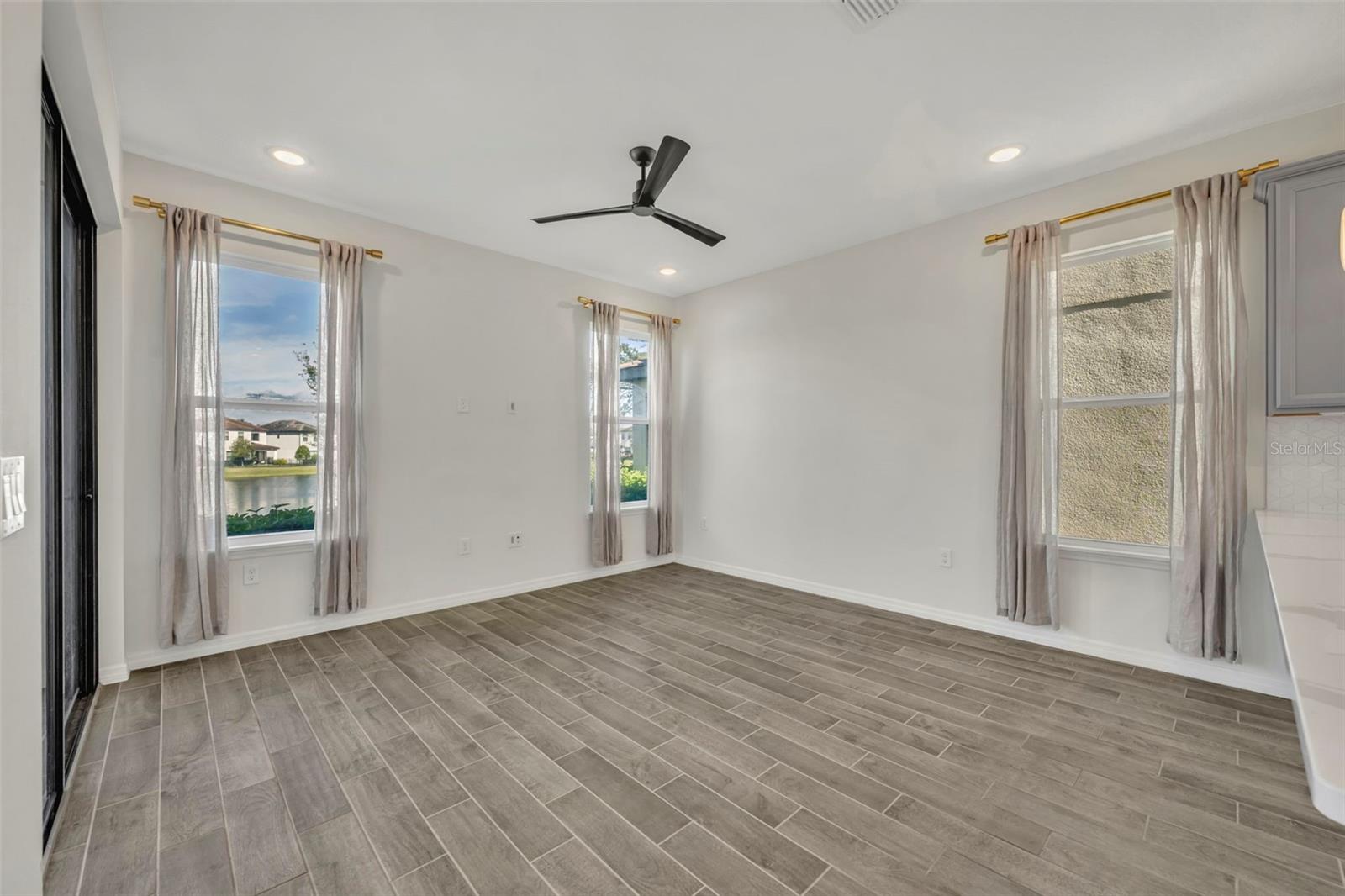 MEADOWS AT HAWKS CREST - Residential