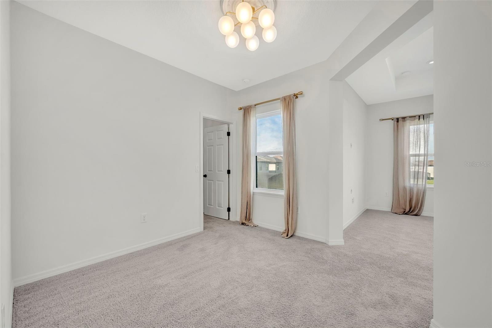 MEADOWS AT HAWKS CREST - Residential