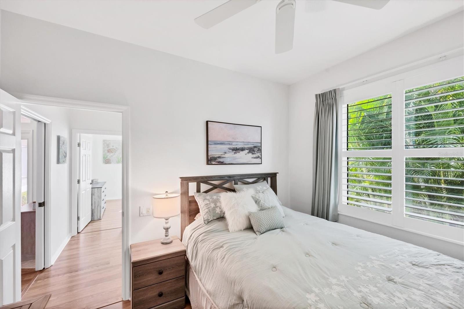 PELICAN POINTE GOLF & COUNTRY CLUB - Residential