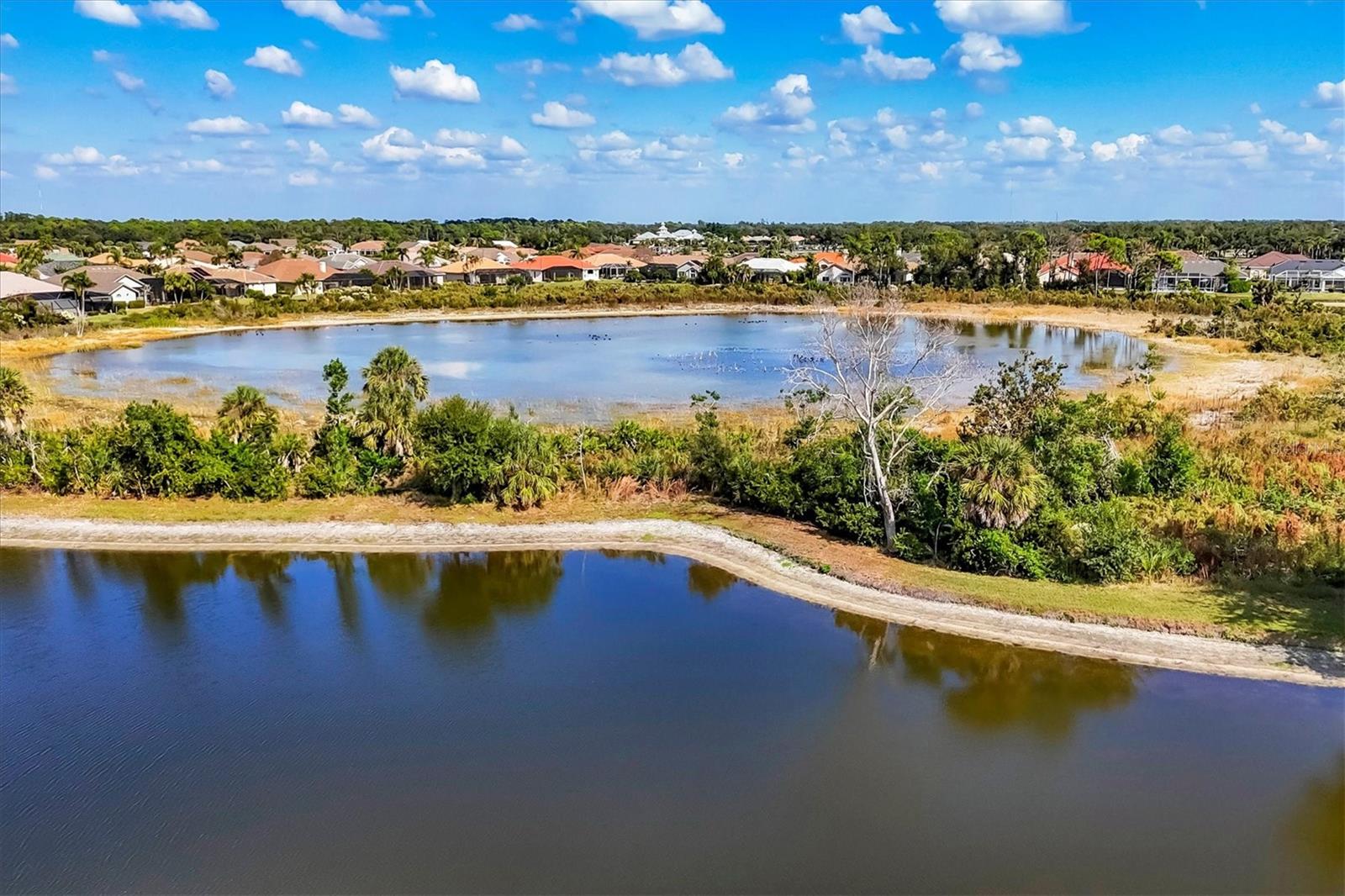 PELICAN POINTE GOLF & COUNTRY CLUB - Residential