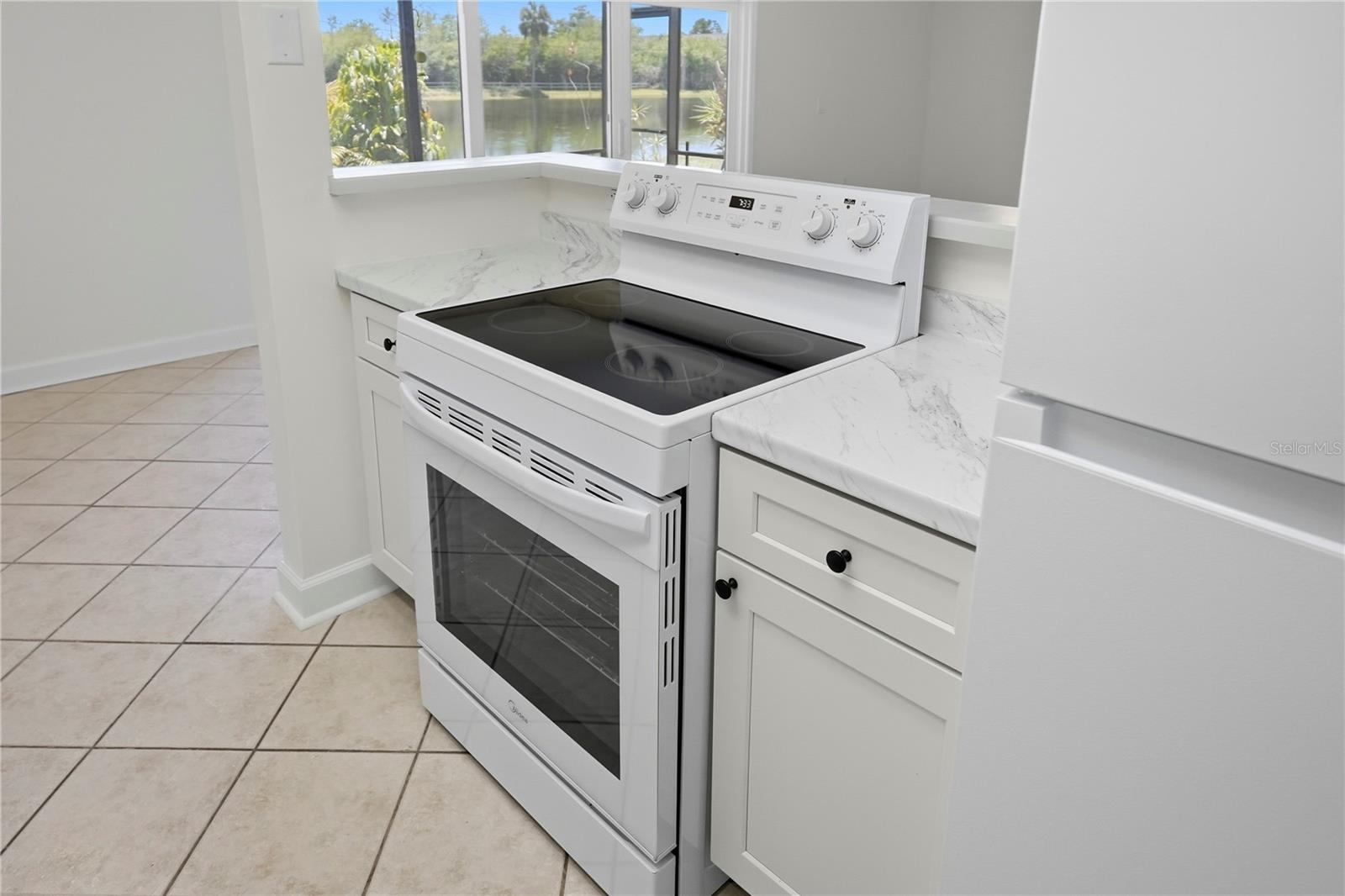 PEPPERTREE LAKE CONDO - Residential
