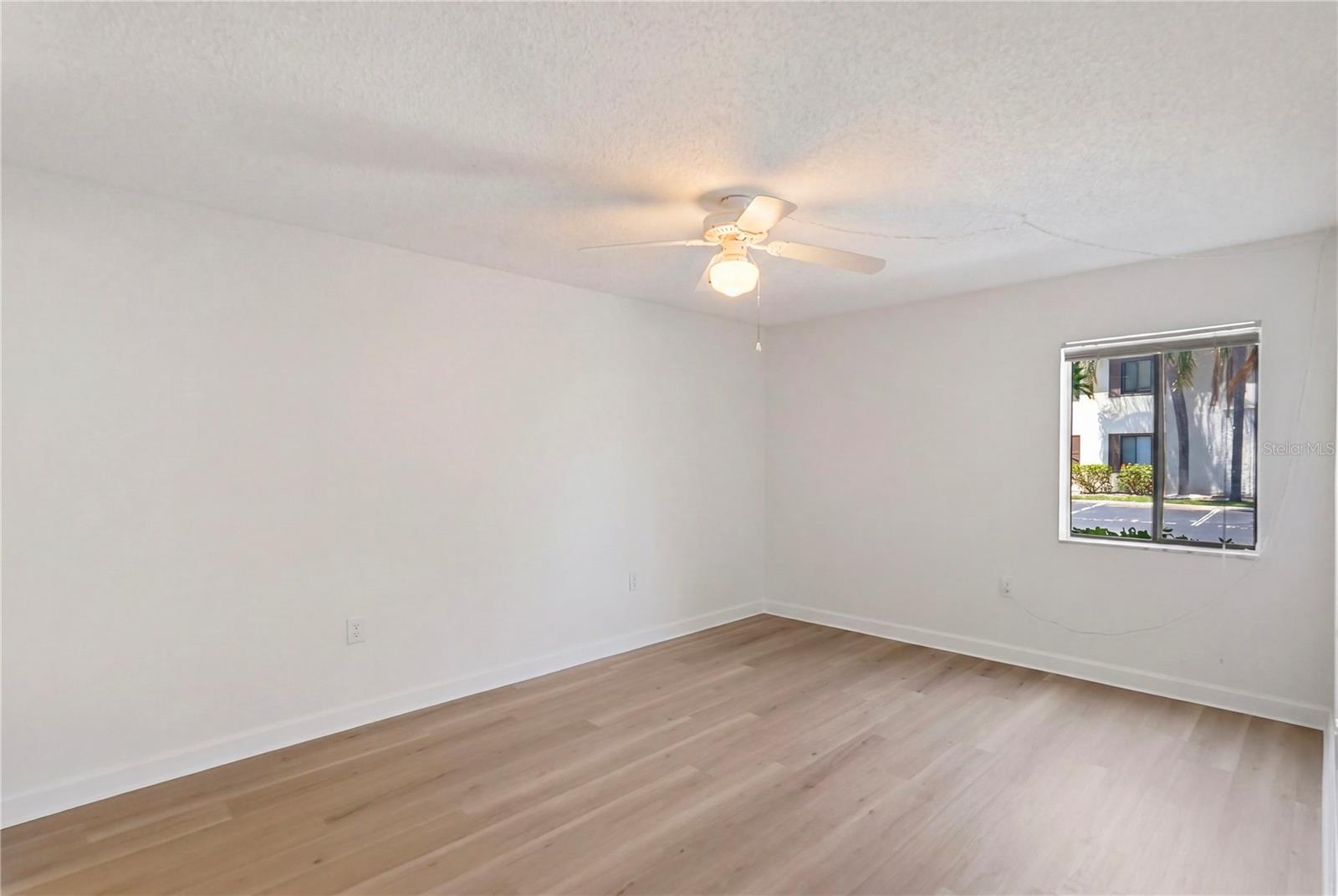 PEPPERTREE LAKE CONDO - Residential