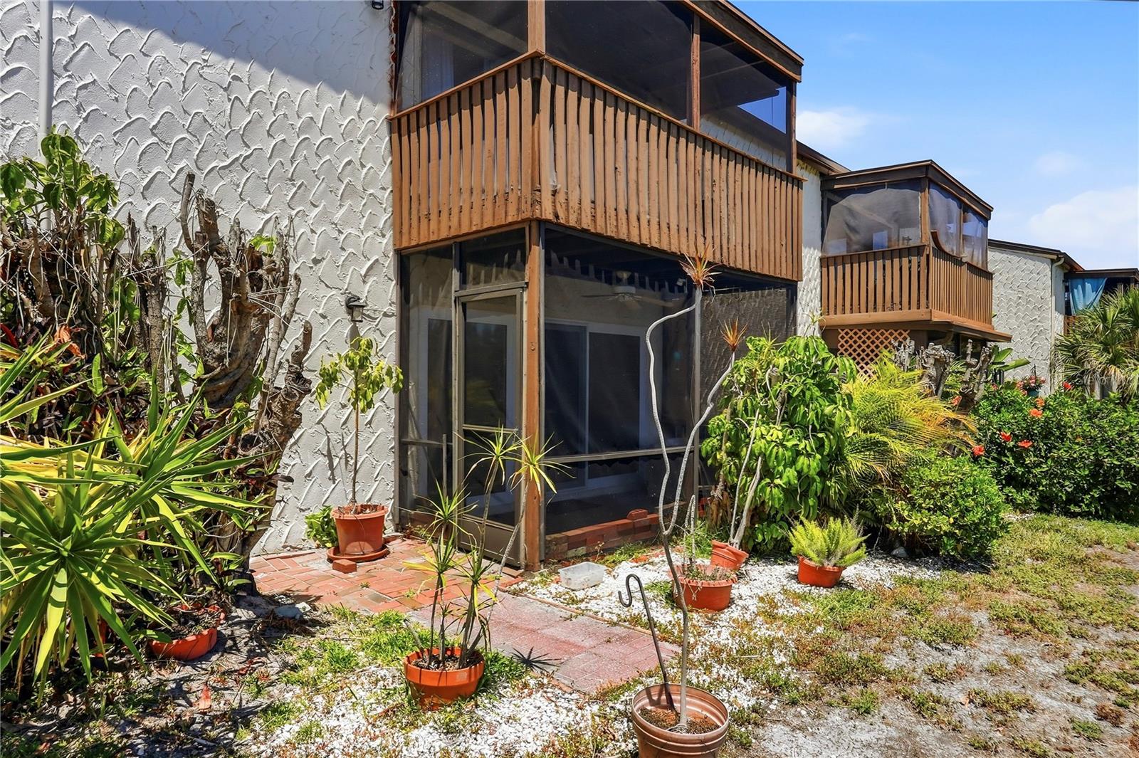 PEPPERTREE LAKE CONDO - Residential