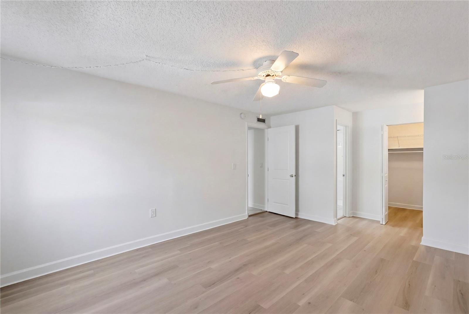 PEPPERTREE LAKE CONDO - Residential