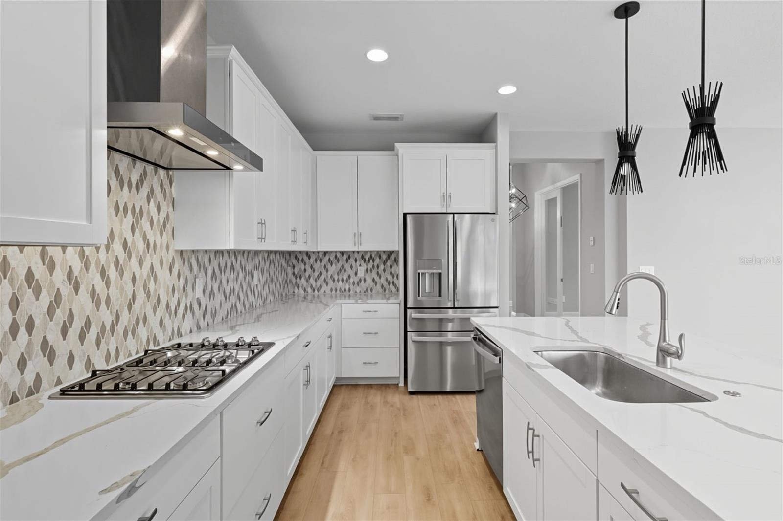 BEXLEY SOUTH 4-4 & NORTH 3-1 P - Residential Lease