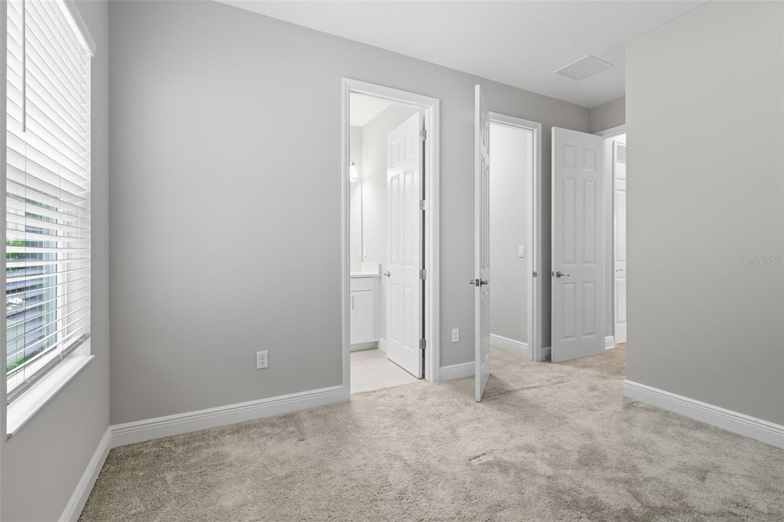 BEXLEY SOUTH 4-4 & NORTH 3-1 P - Residential Lease