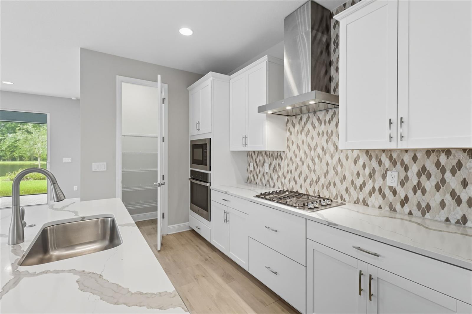 BEXLEY SOUTH 4-4 & NORTH 3-1 P - Residential Lease