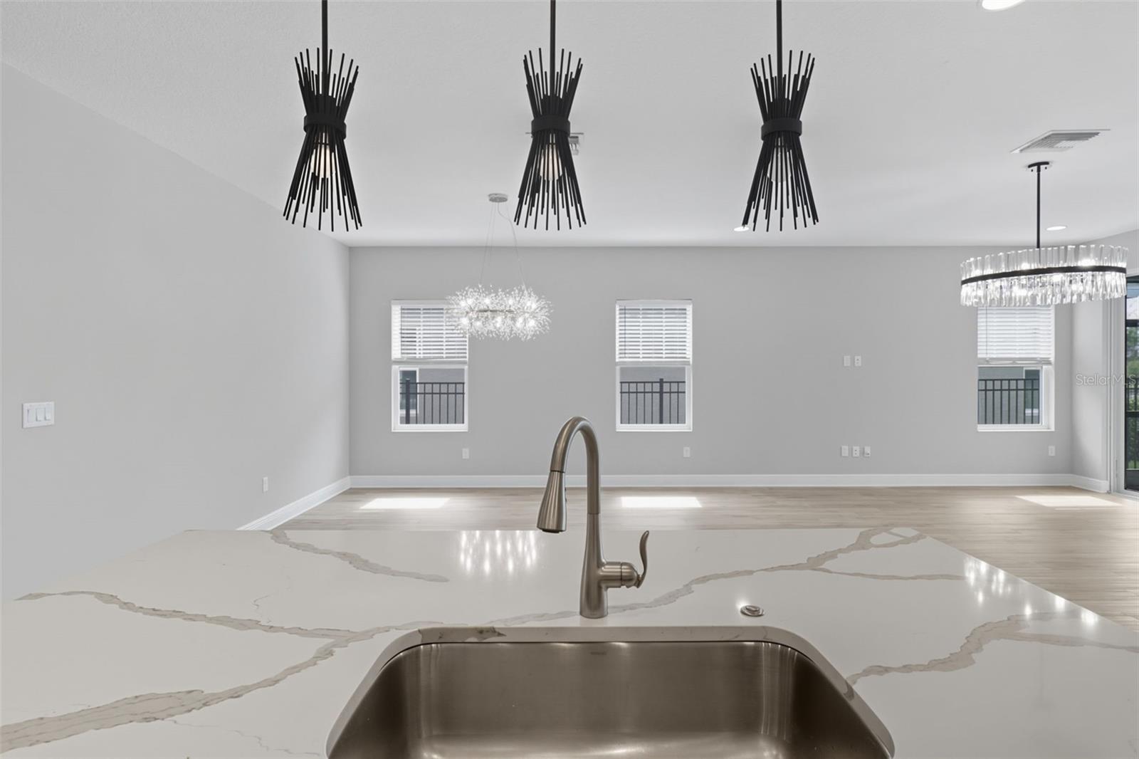 BEXLEY SOUTH 4-4 & NORTH 3-1 P - Residential Lease