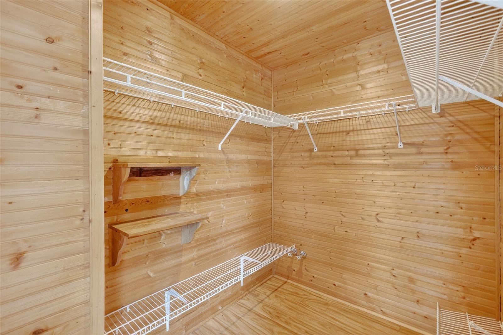 RAINBOW RIDGE - Residential