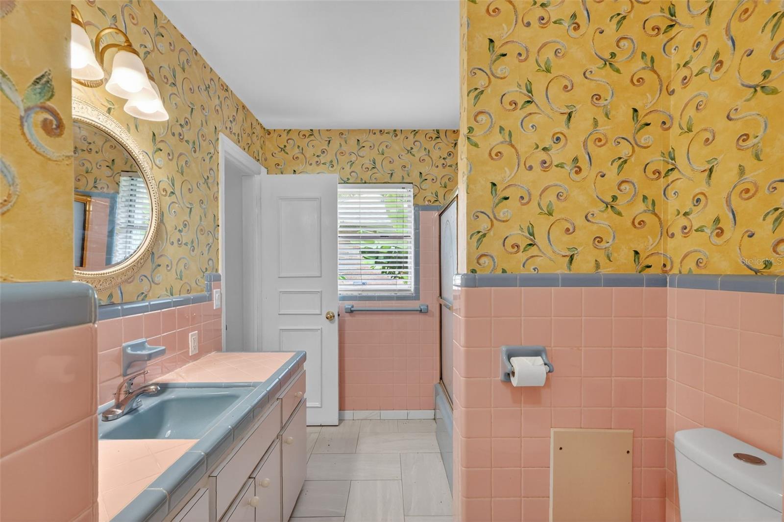 RAINBOW RIDGE - Residential