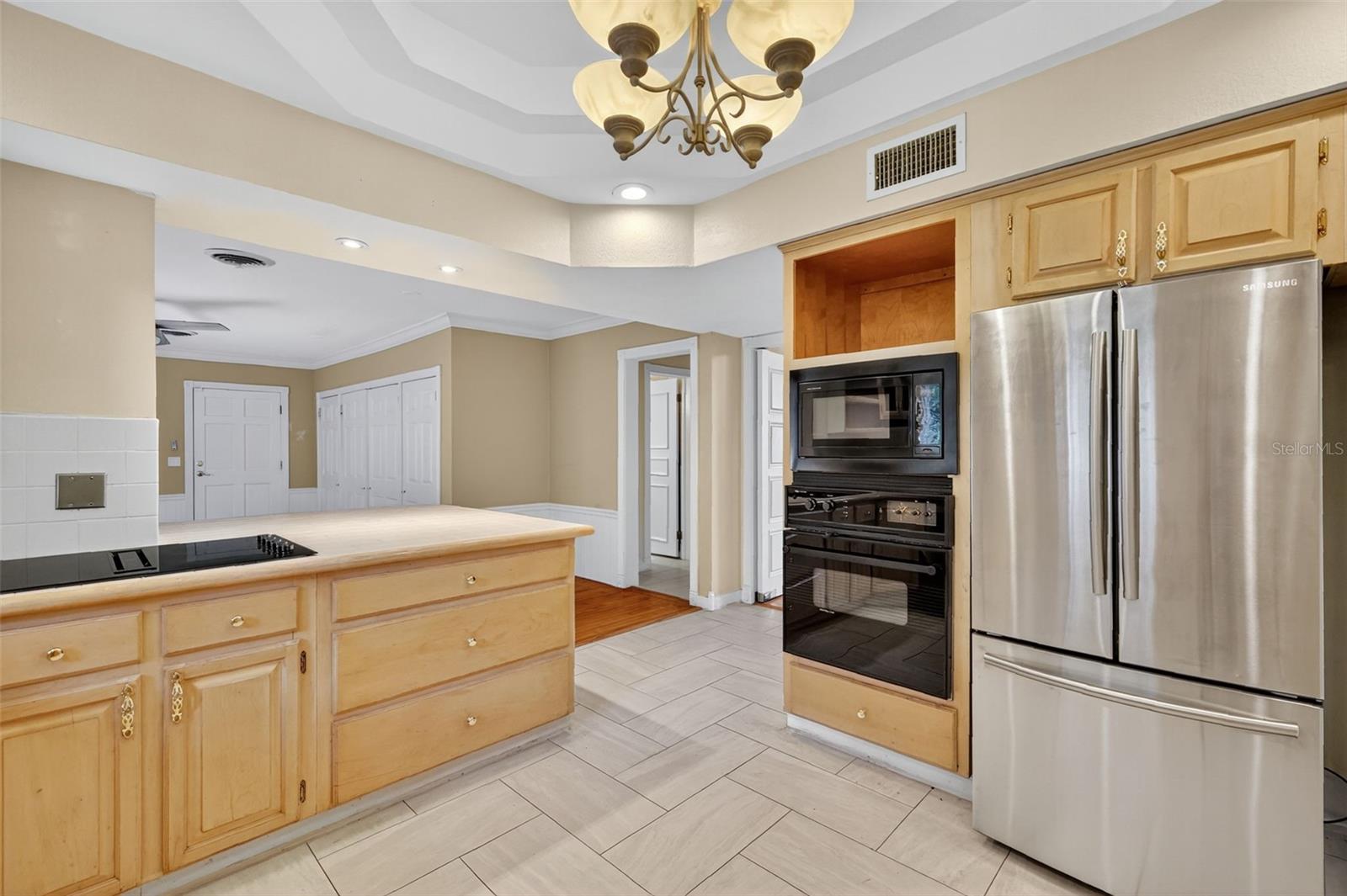 RAINBOW RIDGE - Residential