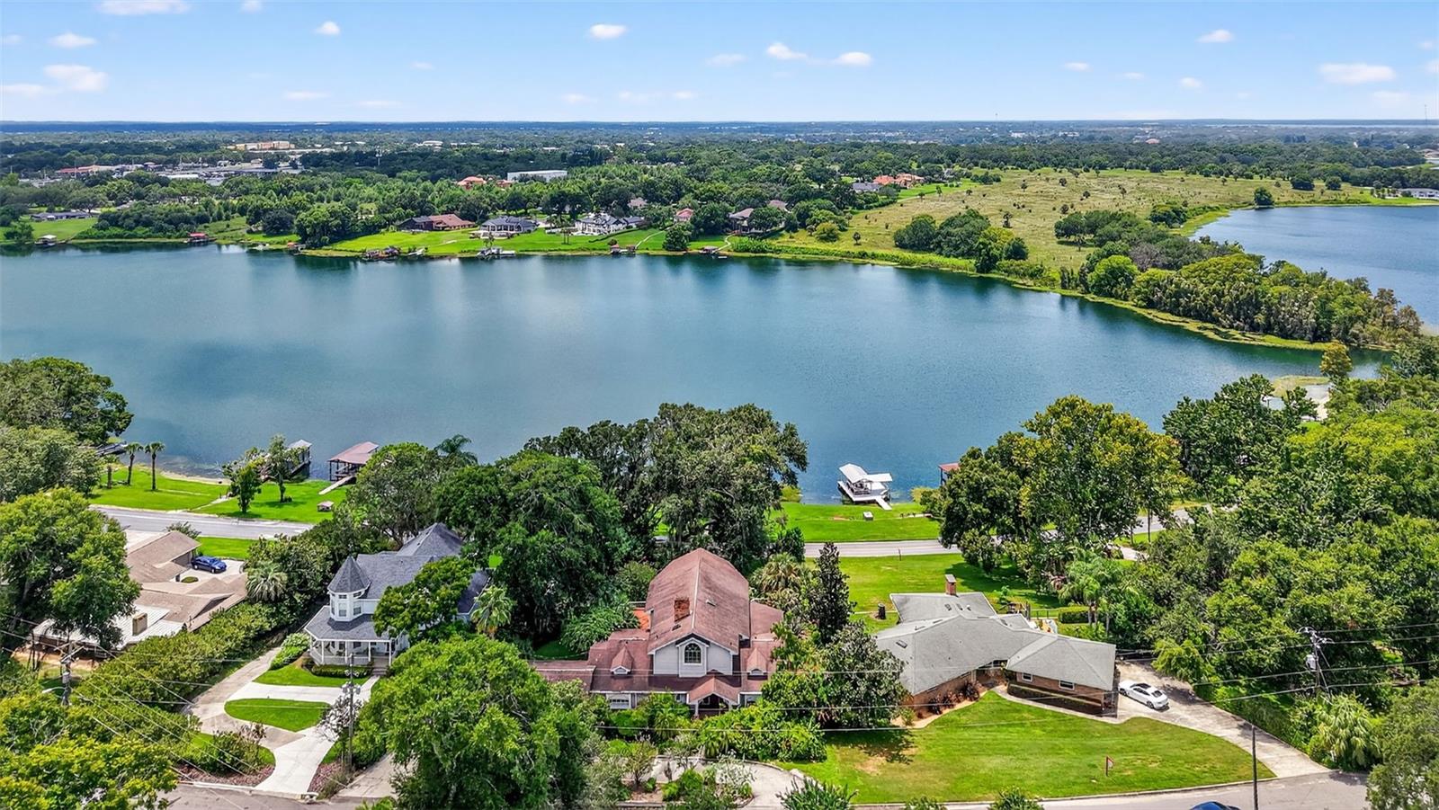 RAINBOW RIDGE - Residential