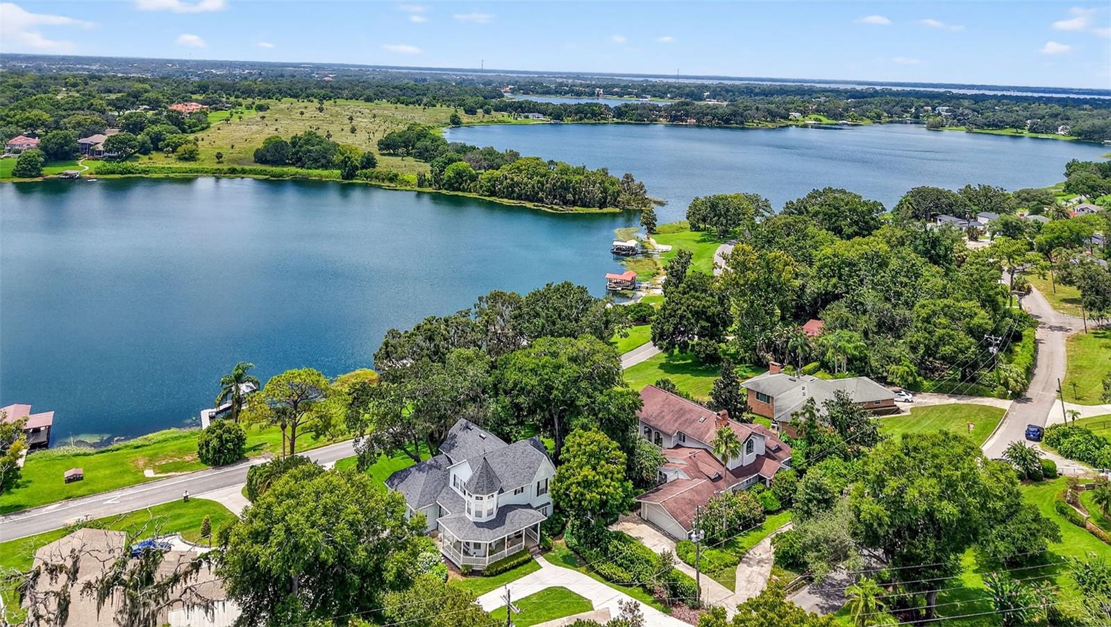 RAINBOW RIDGE - Residential