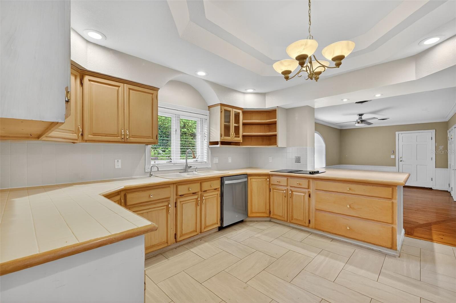 RAINBOW RIDGE - Residential