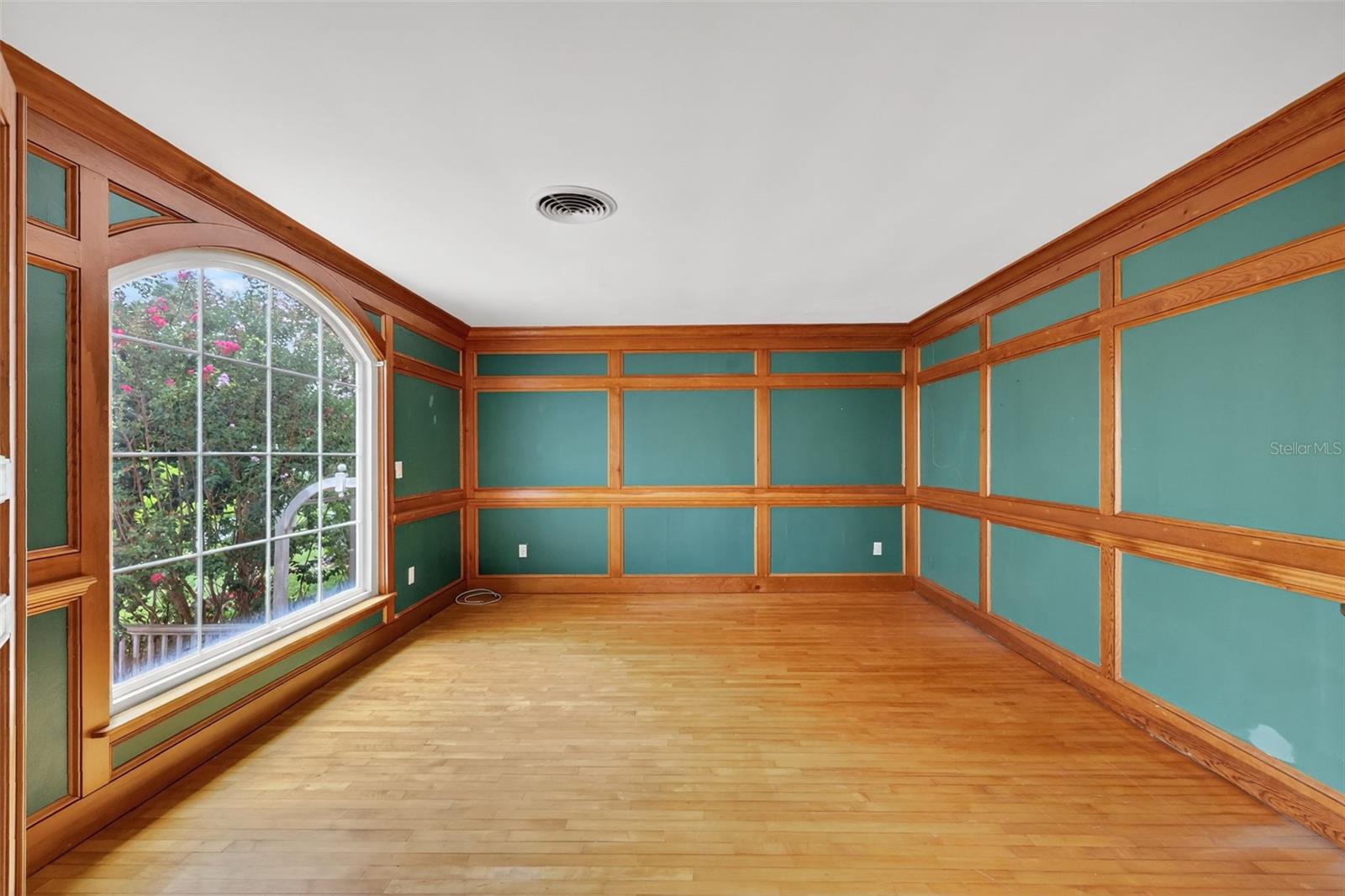 RAINBOW RIDGE - Residential