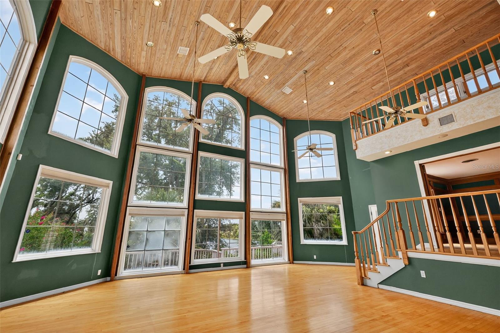 RAINBOW RIDGE - Residential