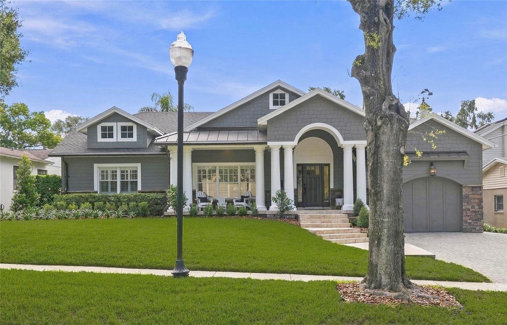 Photo of 2911 Middlesex Road, Orlando, FL 32803 (MLS # O6440666)