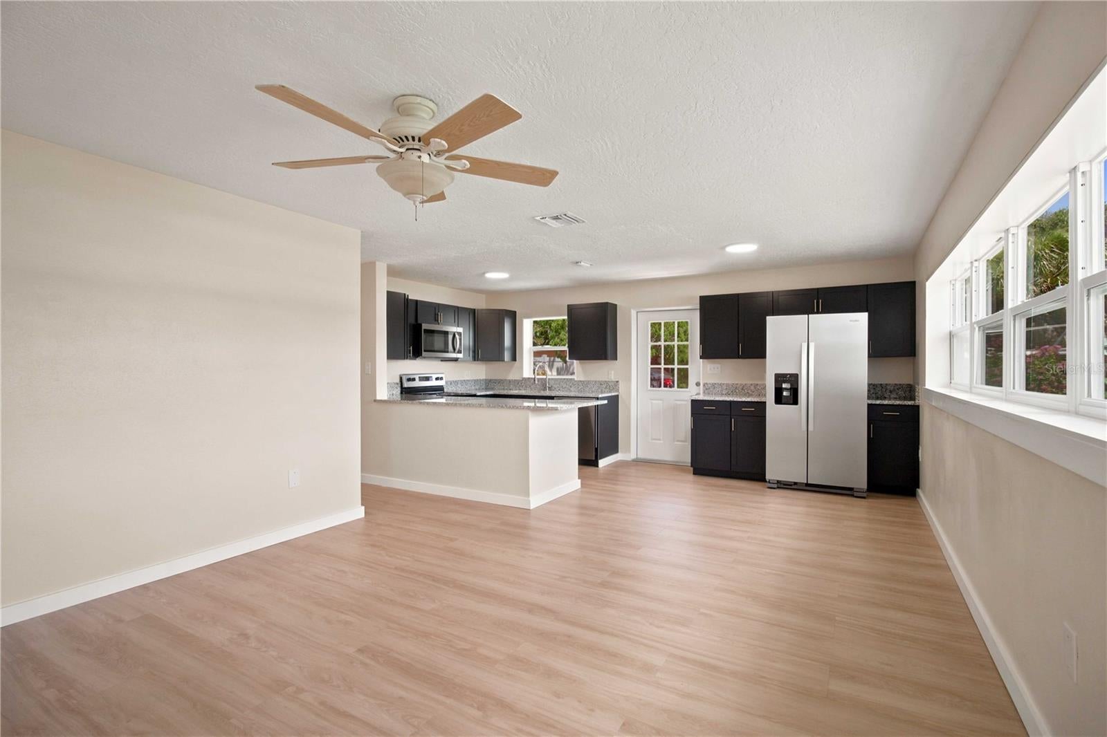 2057 GARDEN PARKWAY