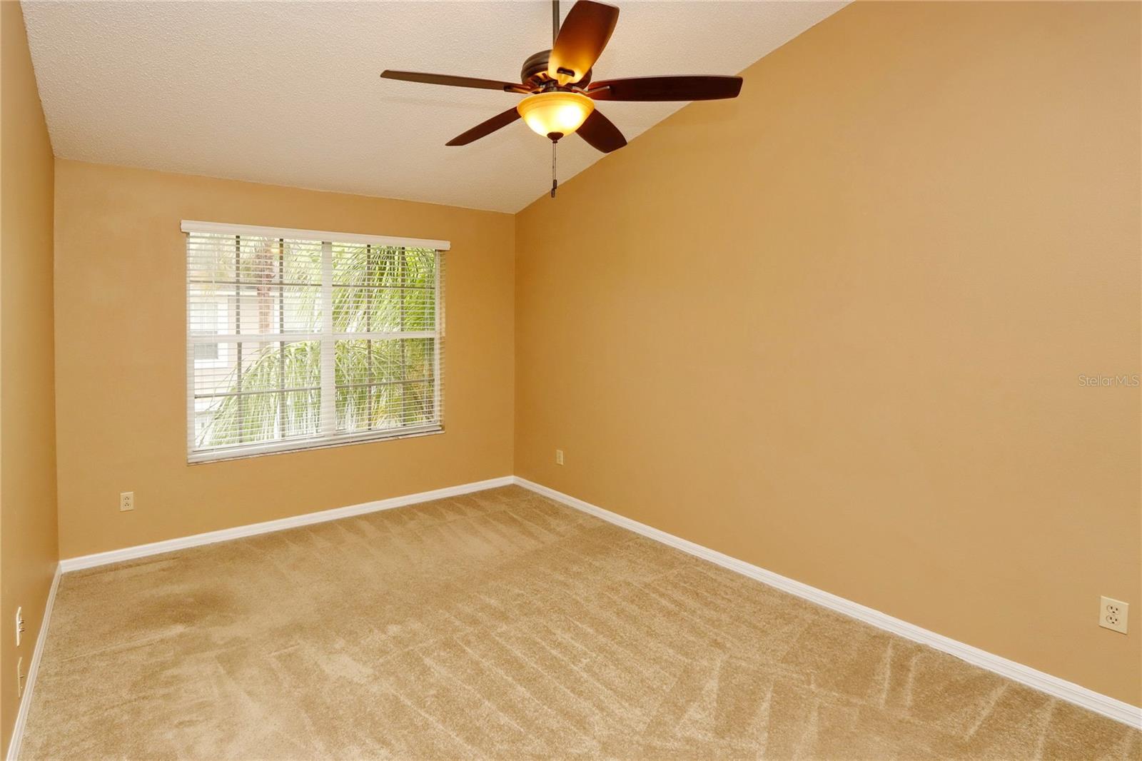 THE TWNHMS AT KENSINGTON PH - Residential