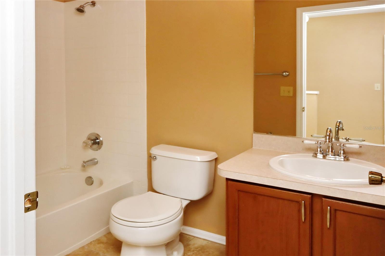 THE TWNHMS AT KENSINGTON PH - Residential