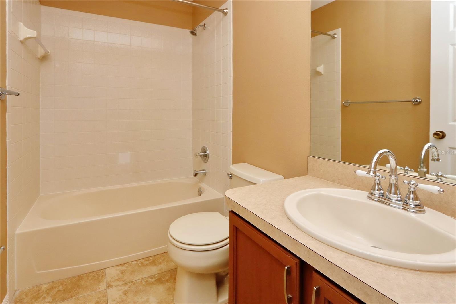 THE TWNHMS AT KENSINGTON PH - Residential