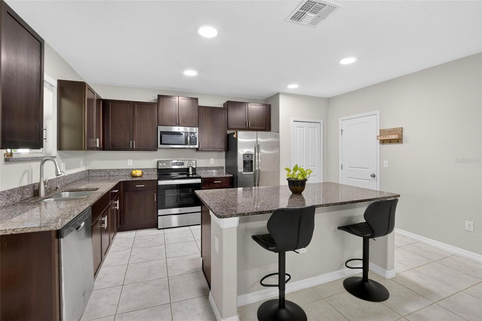 TRIPLE CRK PH 6 VILLAGE H - Residential