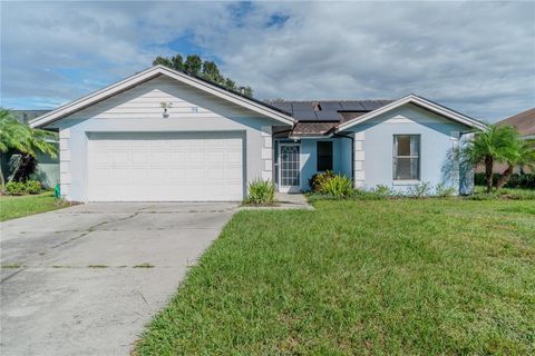 Photo of 94 Lake Daisy Boulevard, Winter Haven, FL 33884 (MLS # P4936428)