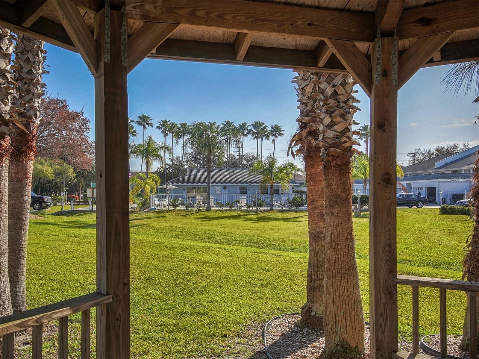 GOLF GREEN - Residential