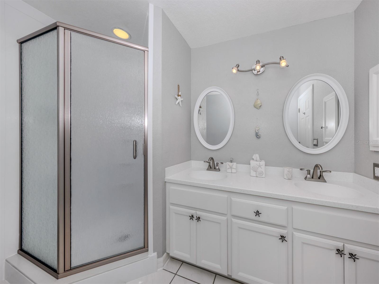 GOLF GREEN - Residential