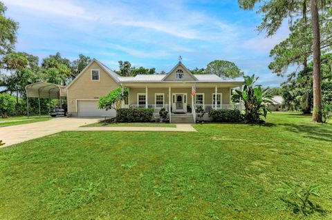 A home in BRADENTON