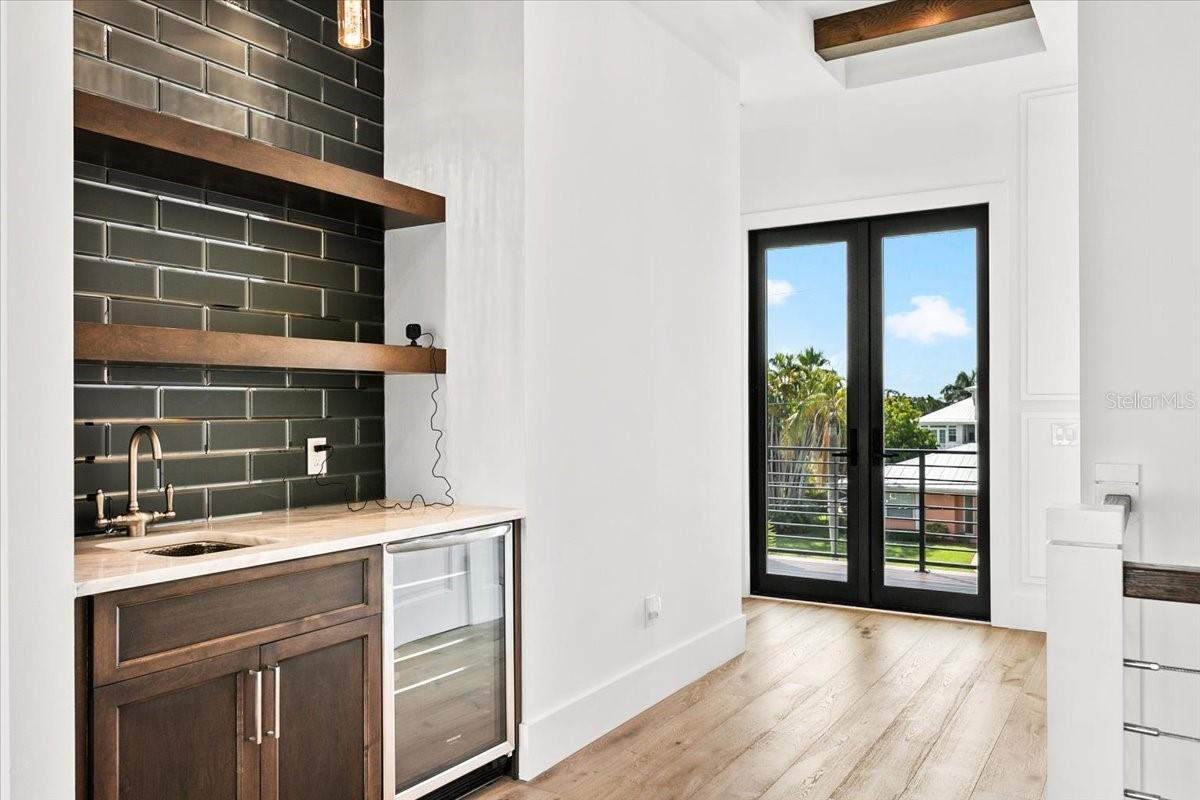 BAY PALMS ADD - Residential